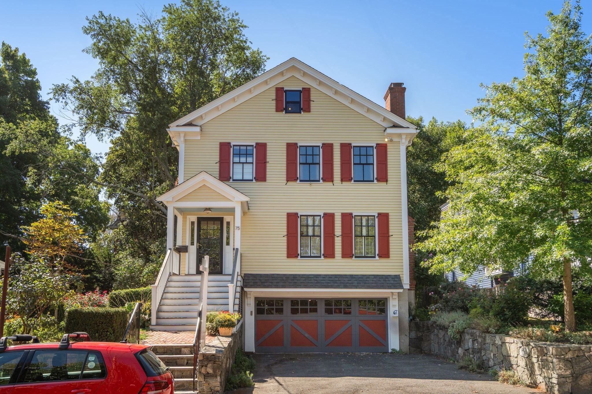75 Seaverns Ave