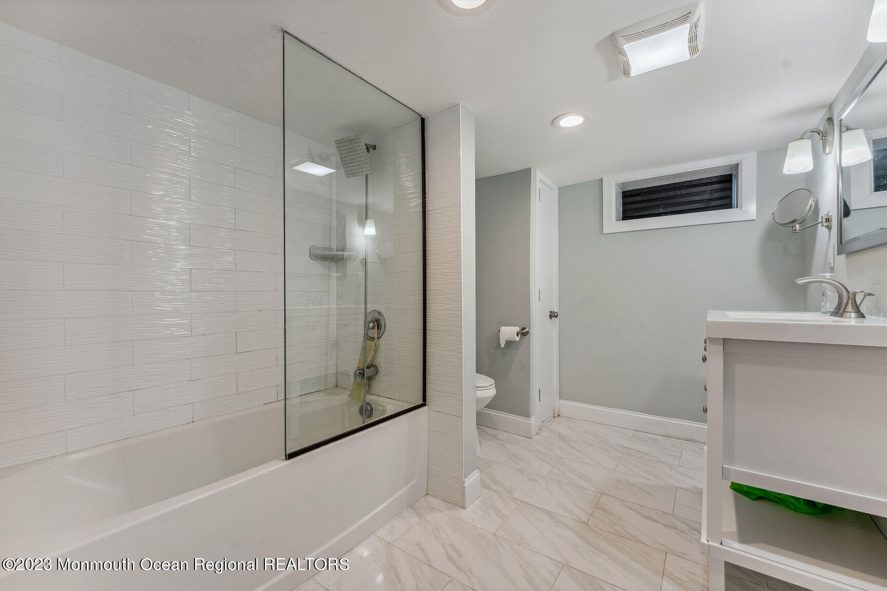 7 Elmwood Avenue, WINTER