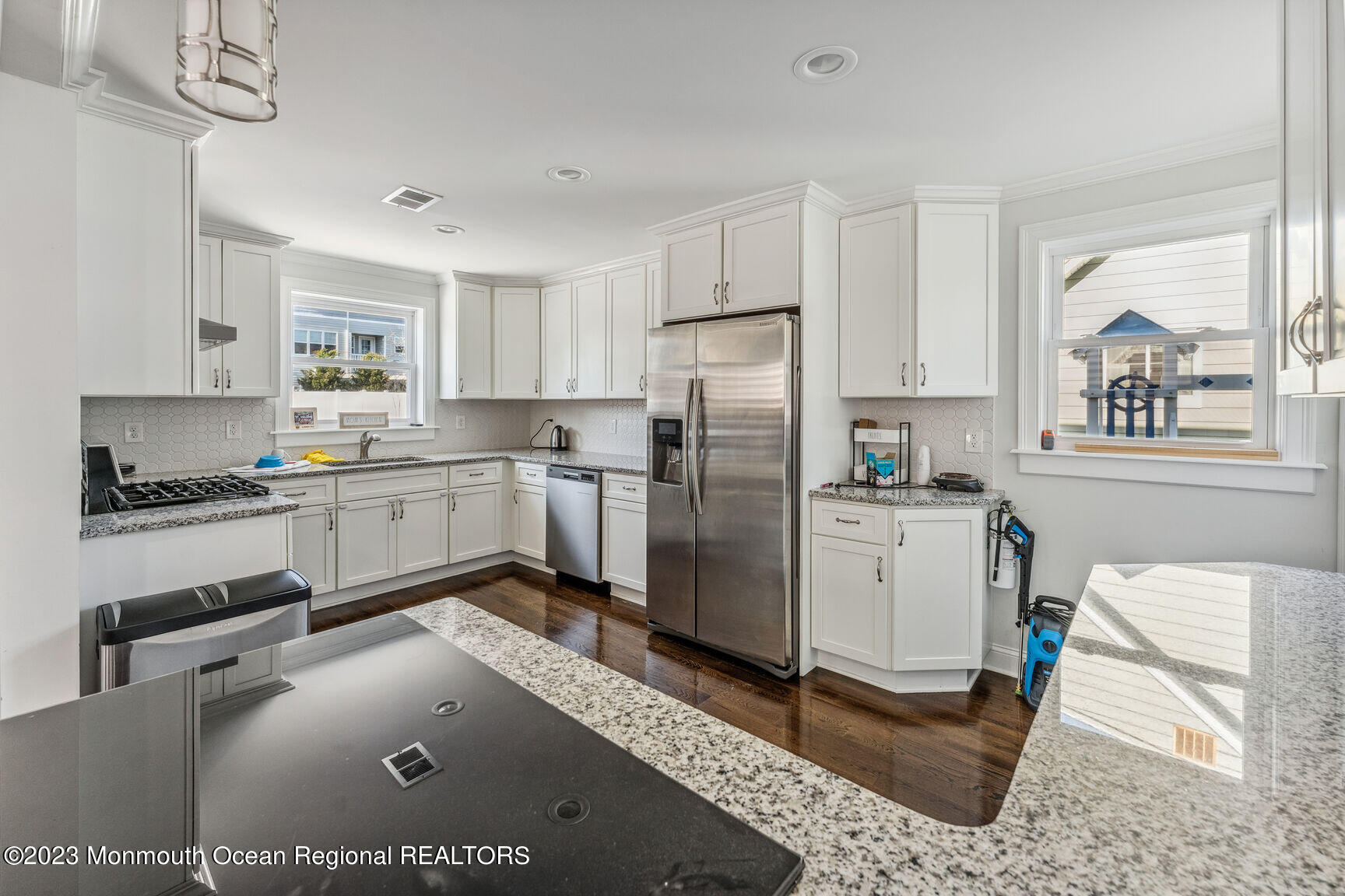 7 Elmwood Avenue, WINTER