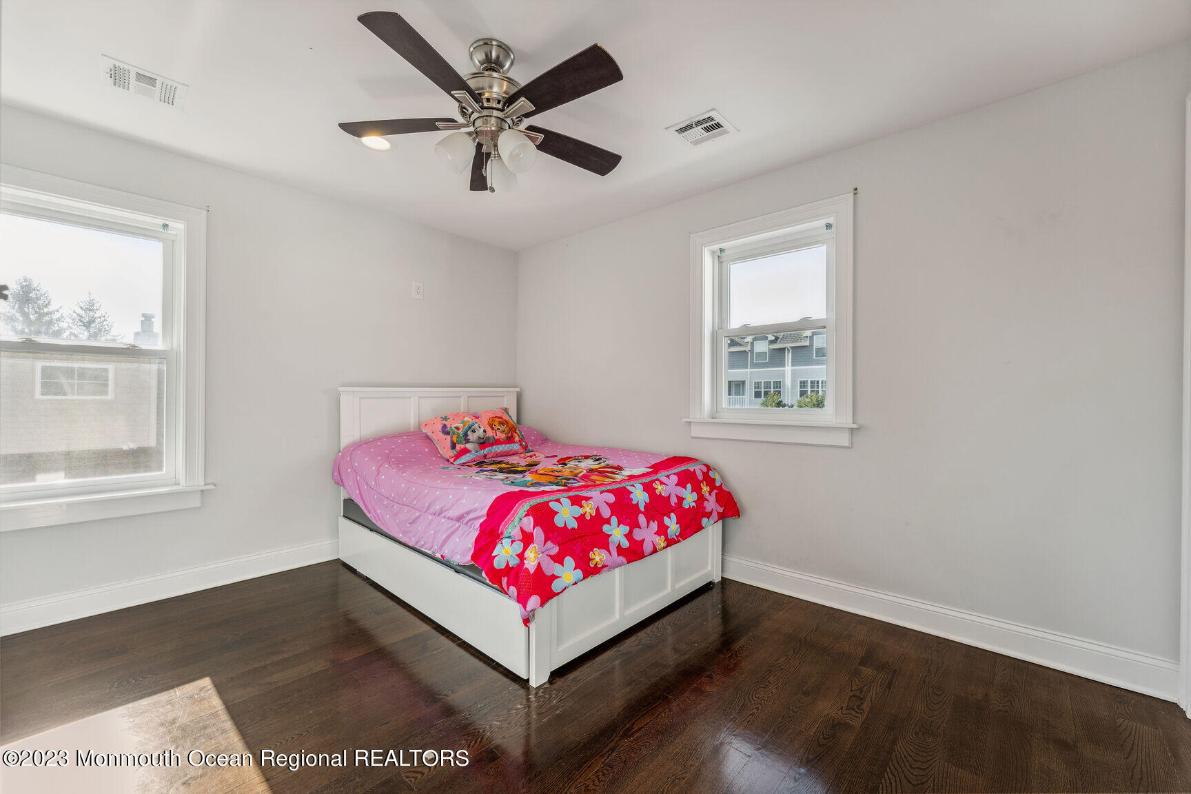 7 Elmwood Avenue, WINTER