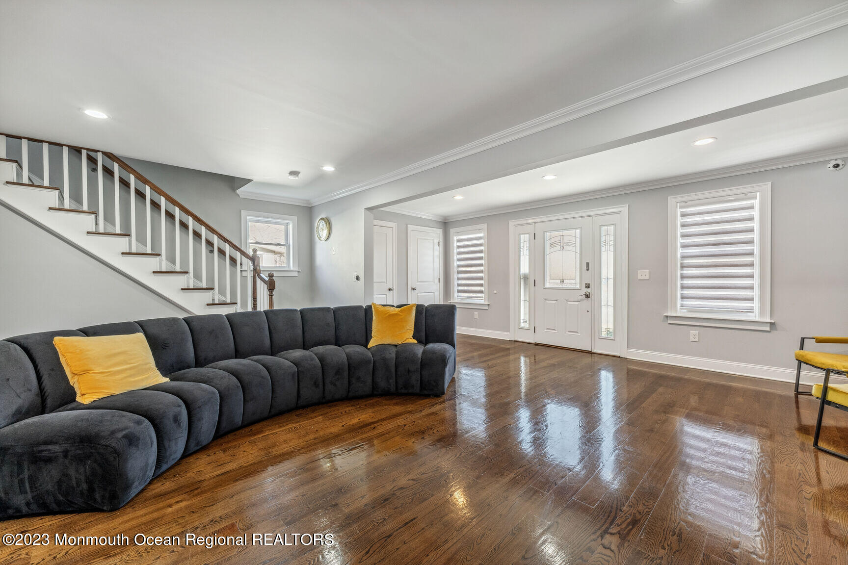 7 Elmwood Avenue, WINTER