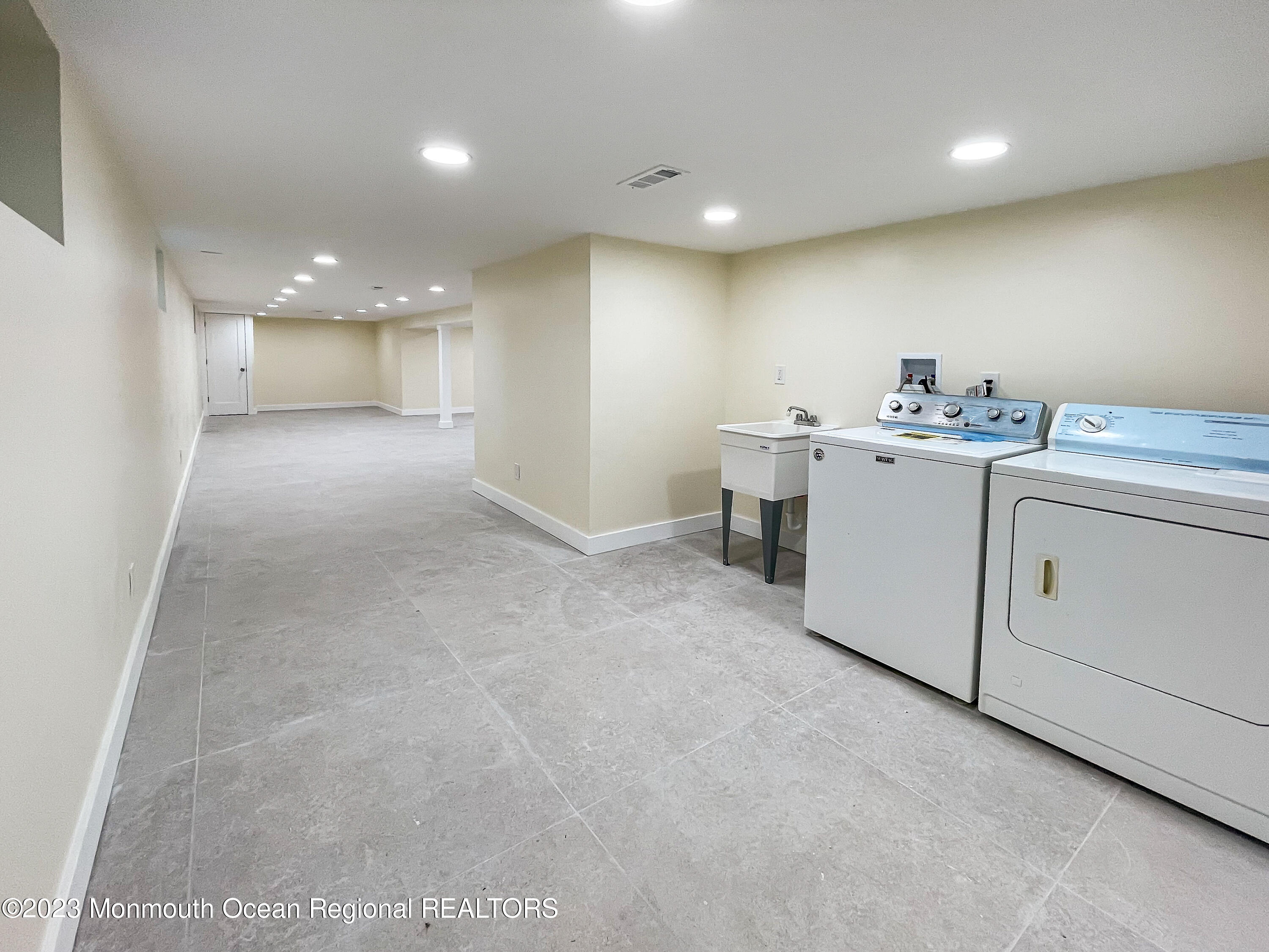 11 Roslyn Drive, WINTER