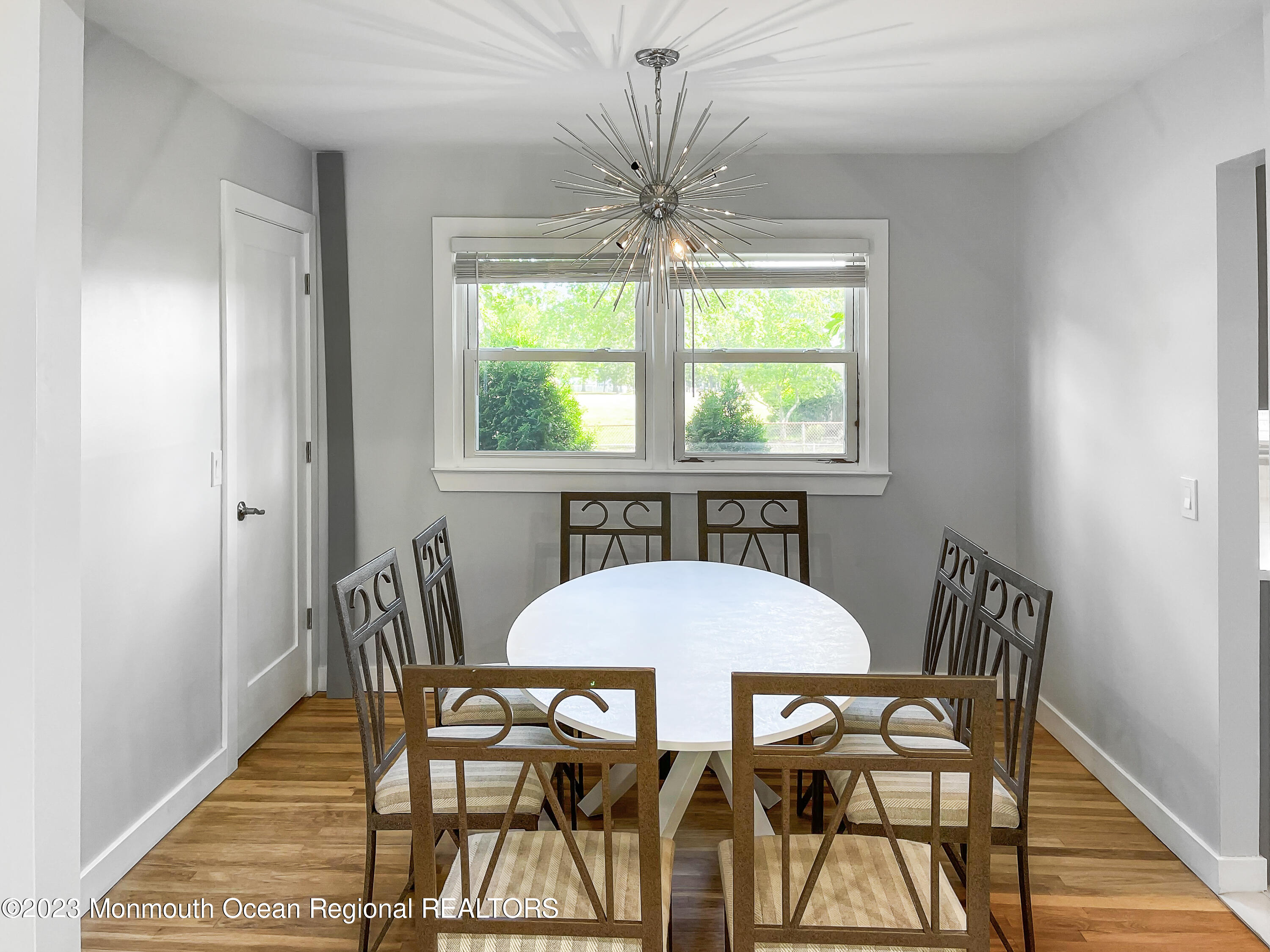 11 Roslyn Drive, WINTER