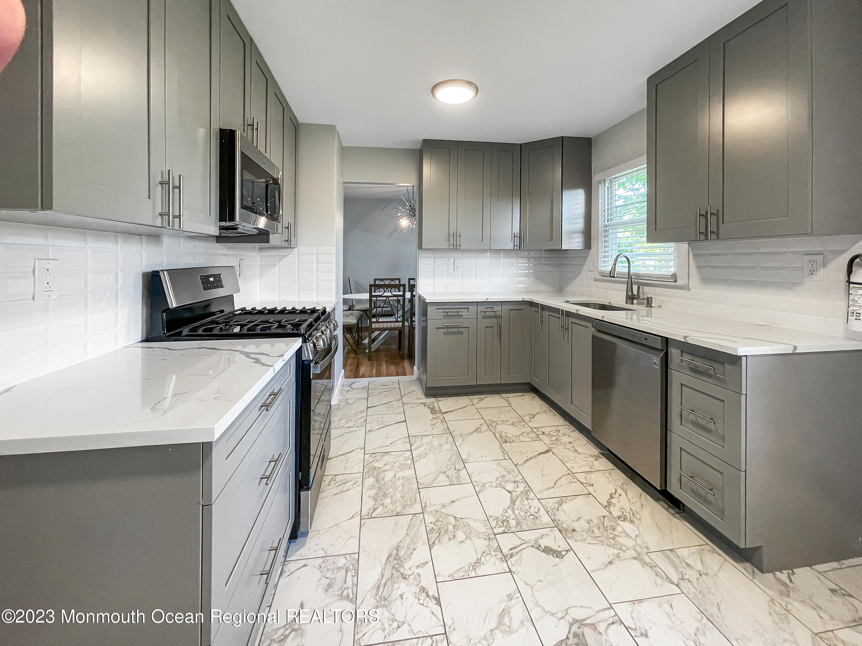 11 Roslyn Drive, WINTER