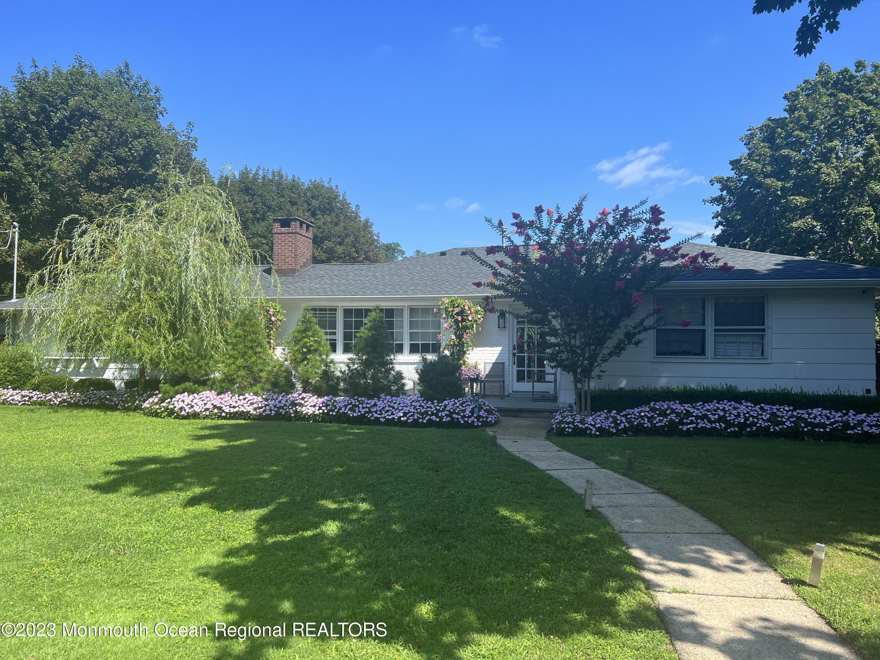 24 Woodland Drive, WINTER