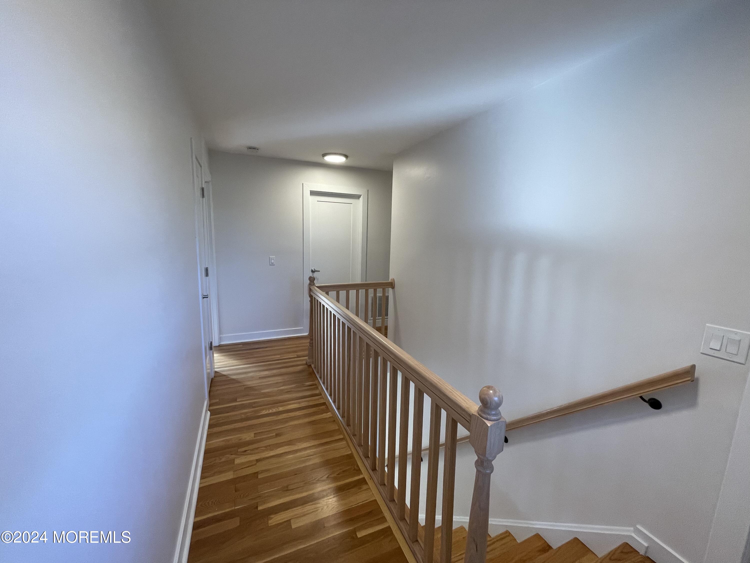 19 Roslyn Drive, SUMMER