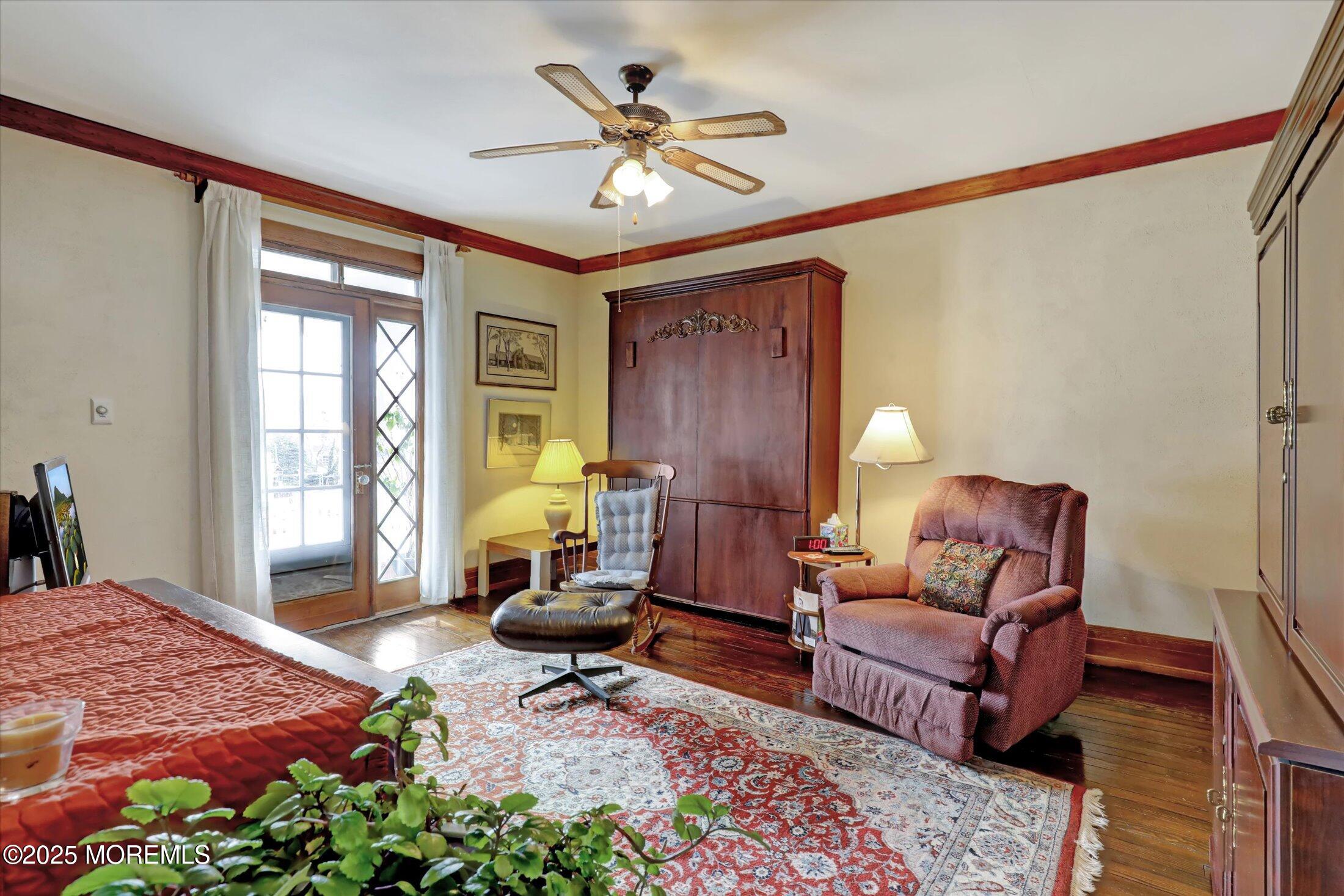 211 Cedar Avenue