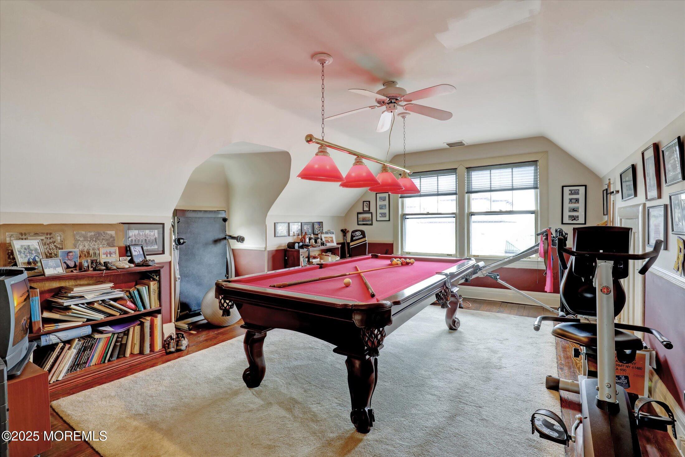 211 Cedar Avenue