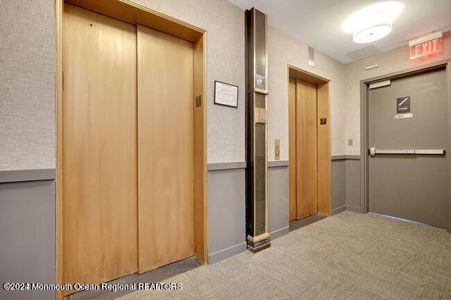 601 Bangs Avenue, 707