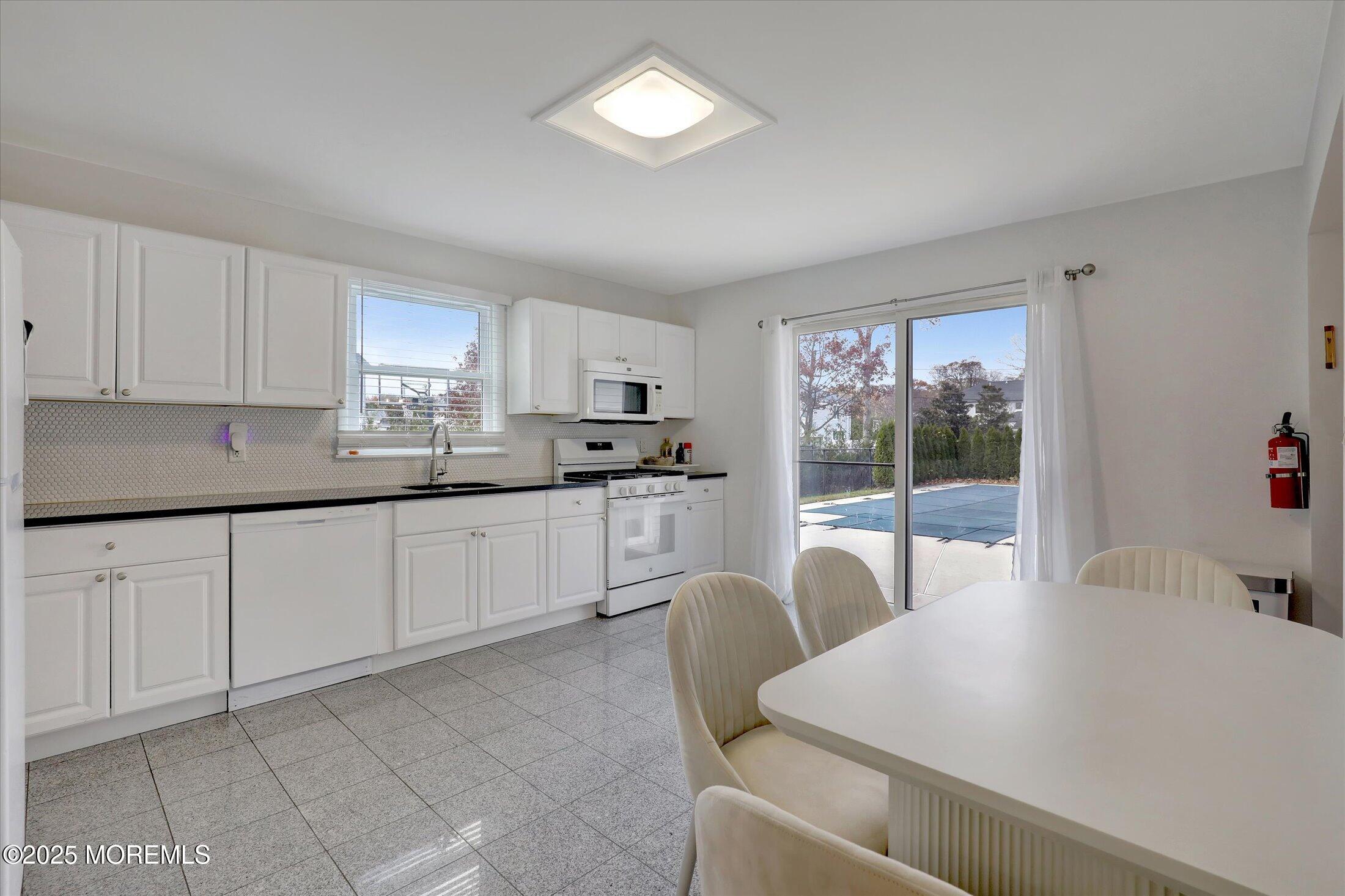 210 Larchwood Avenue