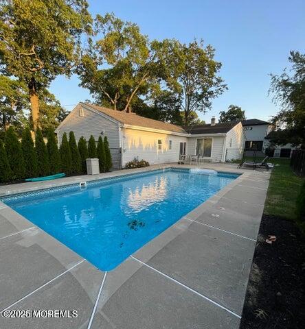 210 Larchwood Avenue