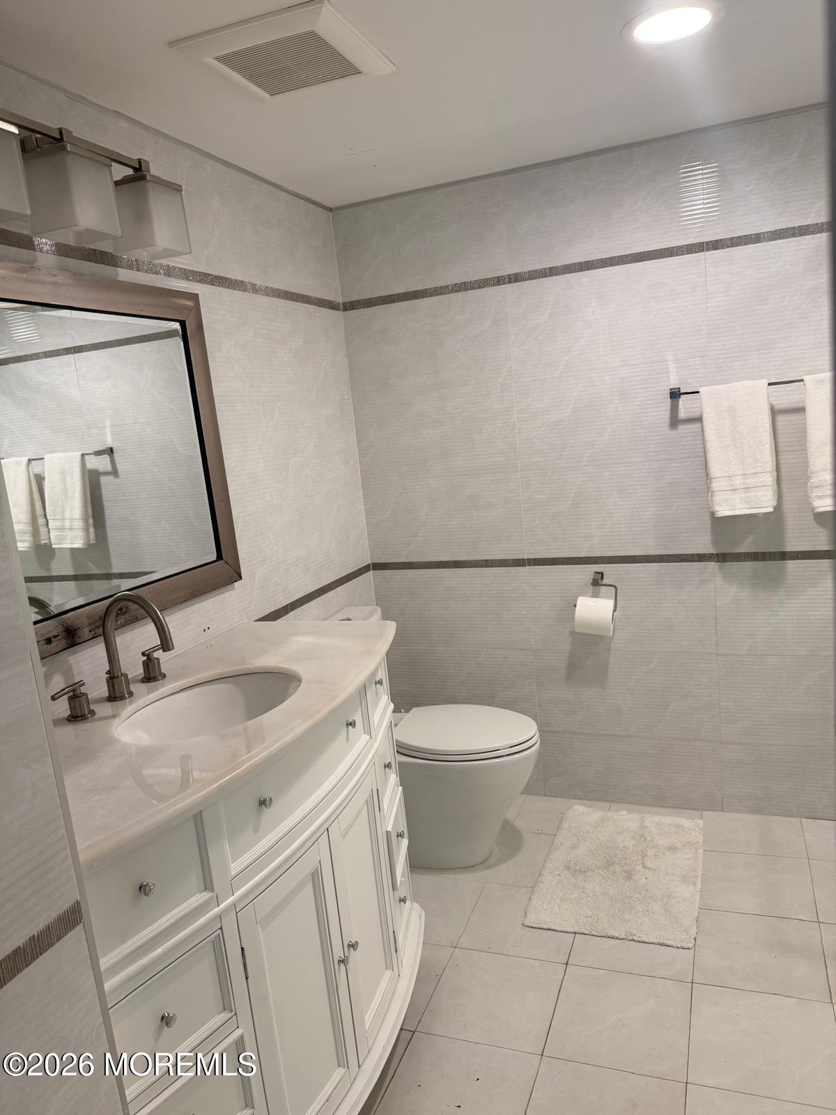 787 Ocean Avenue 702