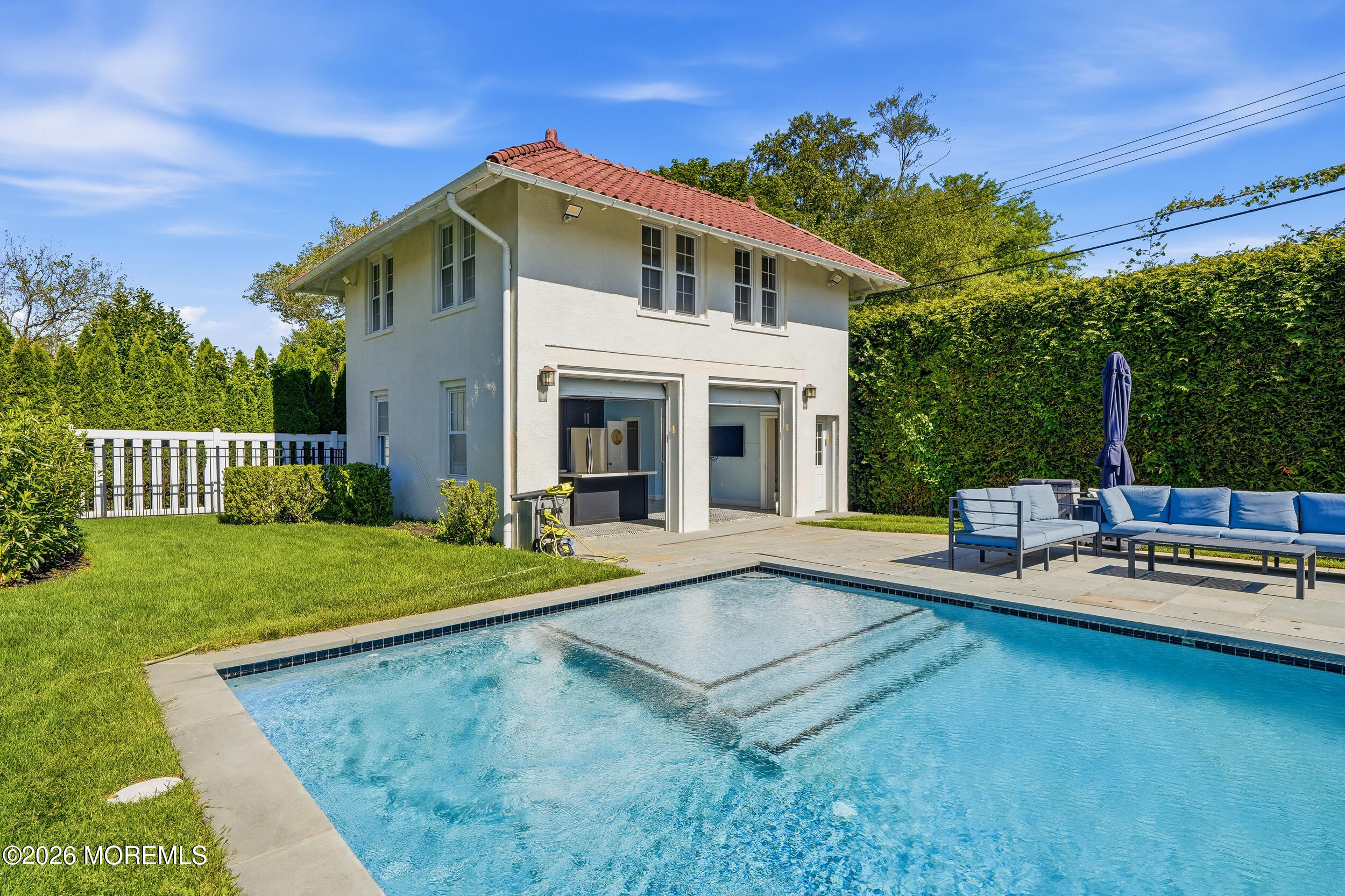 125 Cedar Avenue