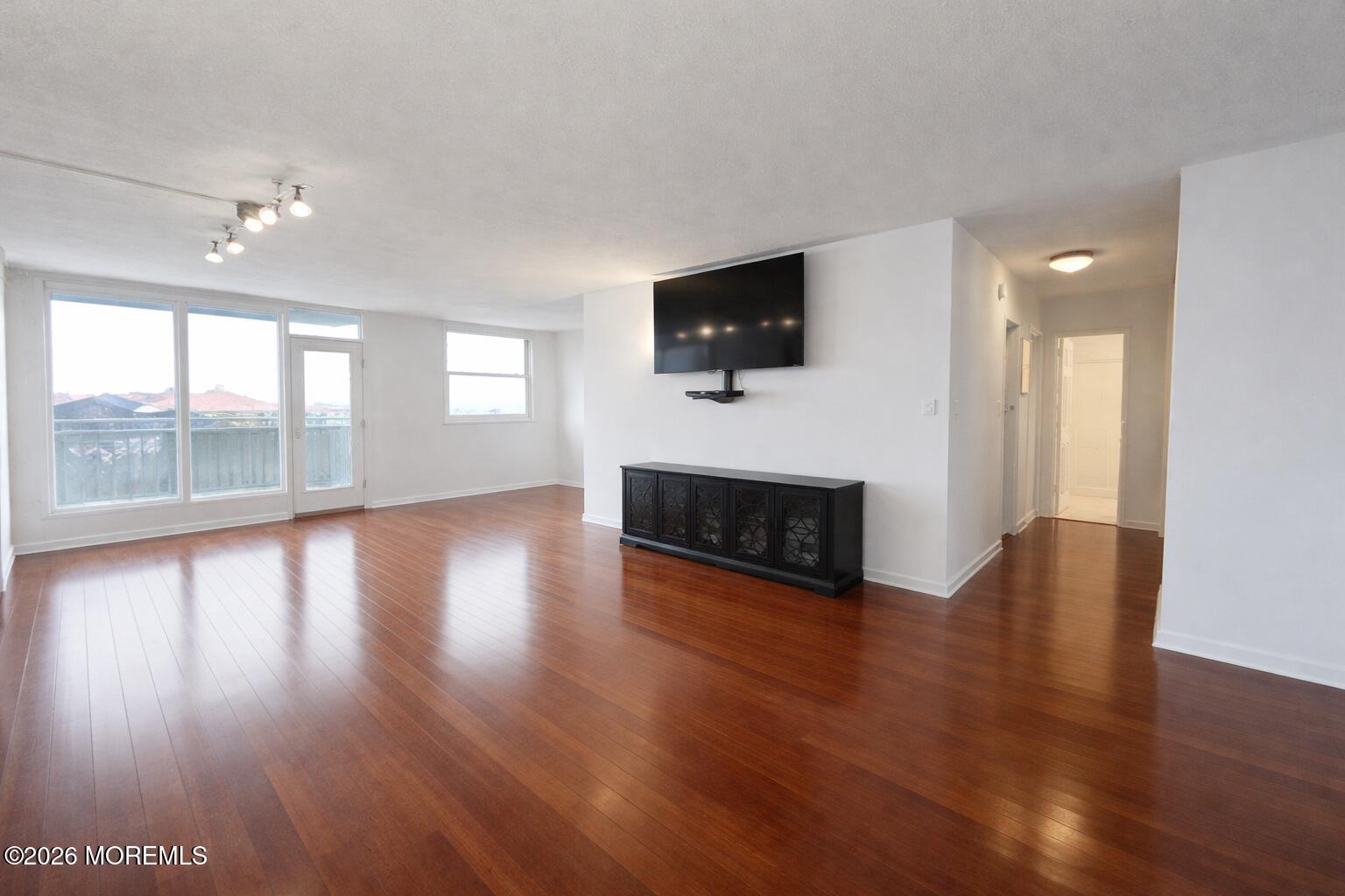 675 Ocean Avenue N 6M