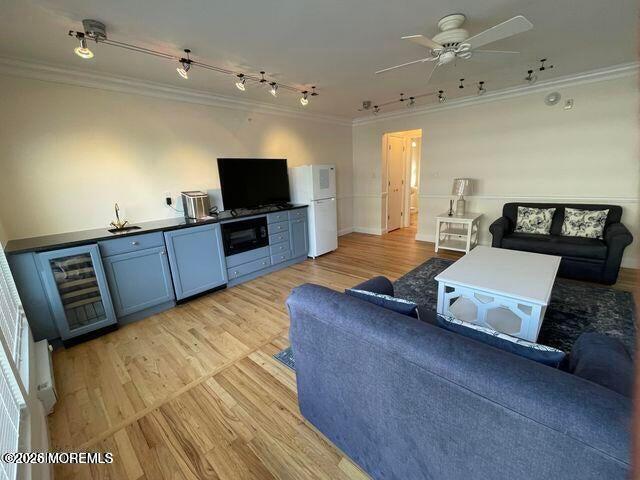 590 Ocean Avenue N 10