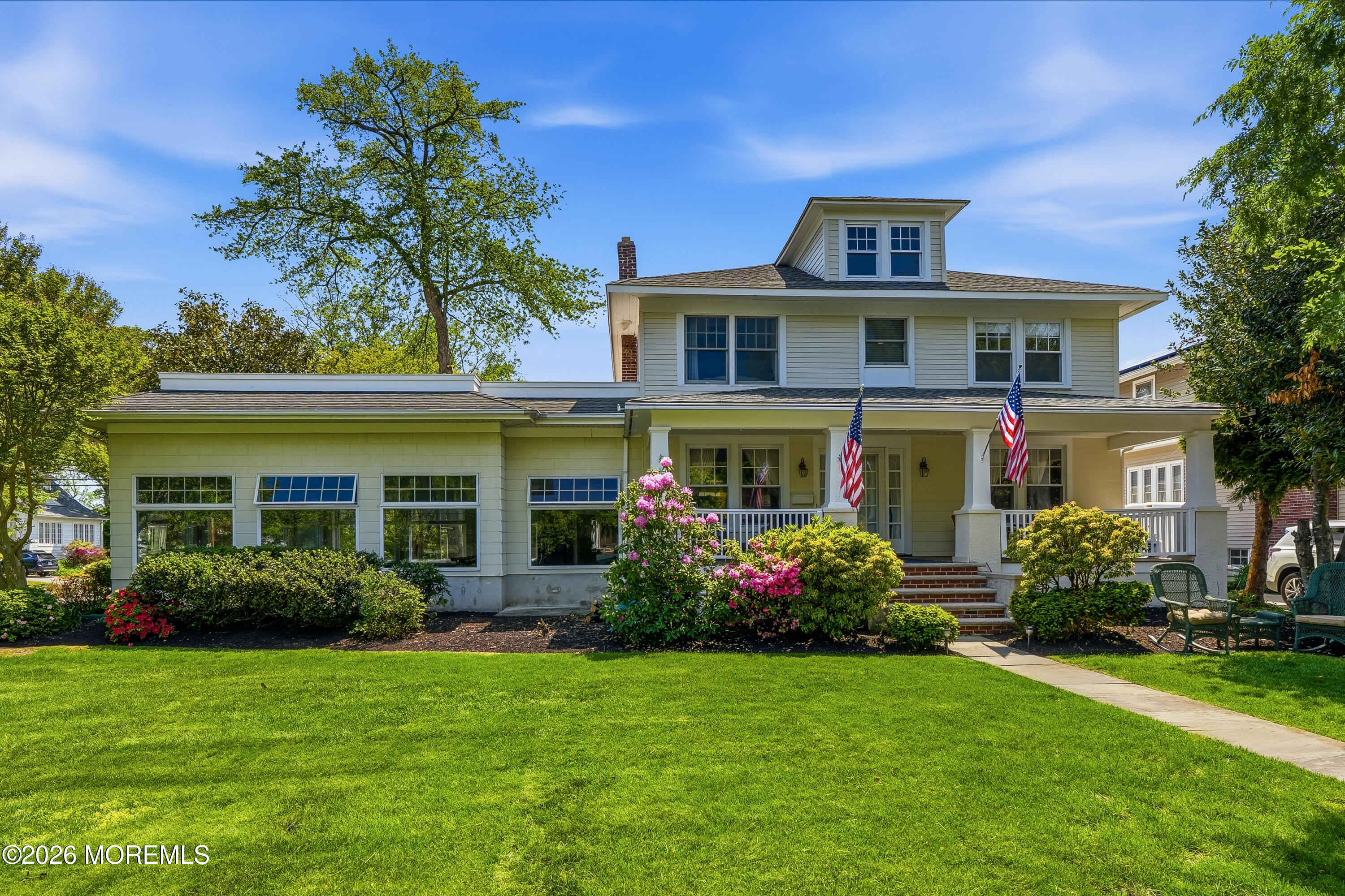 302 Grassmere Avenue