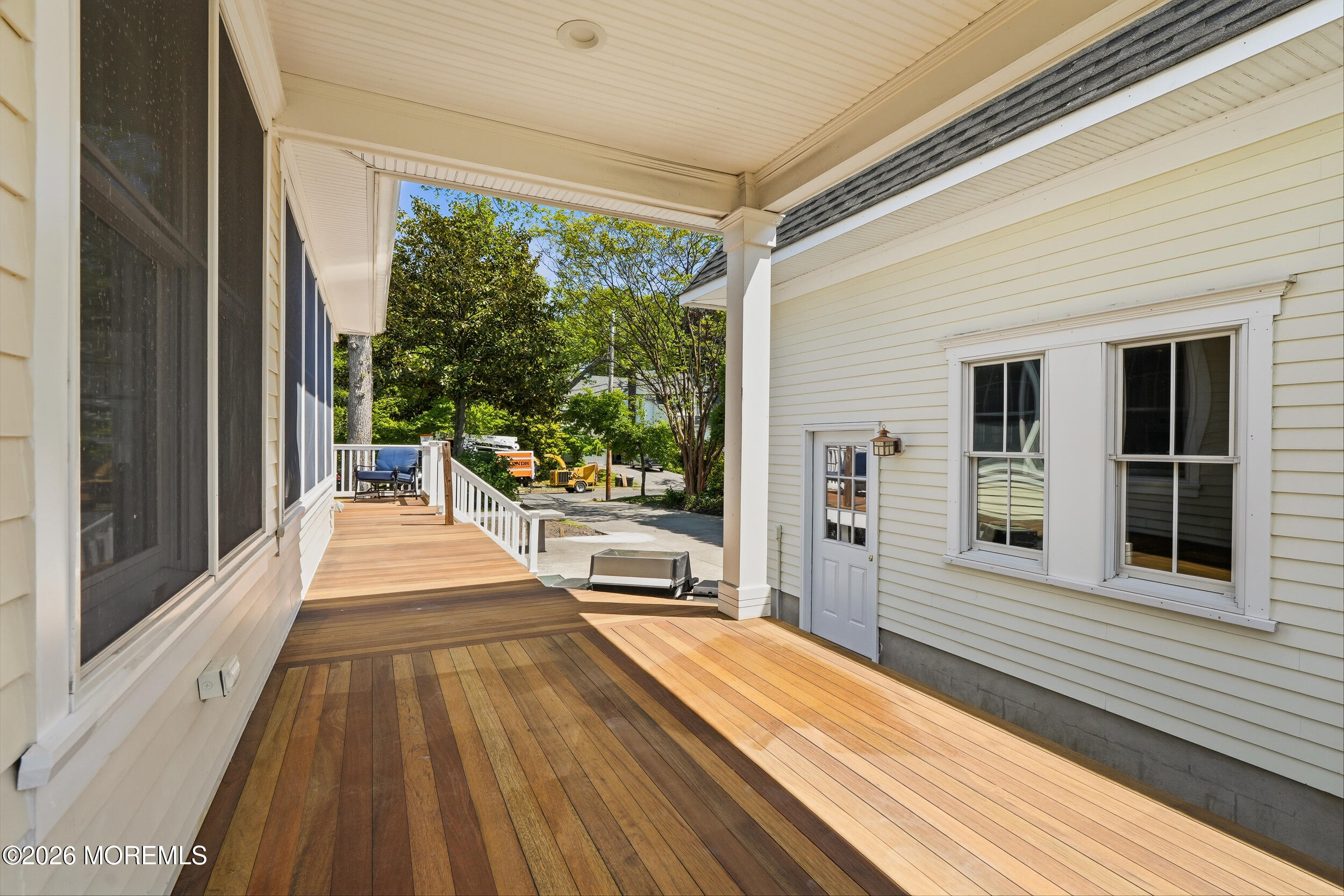 302 Grassmere Avenue