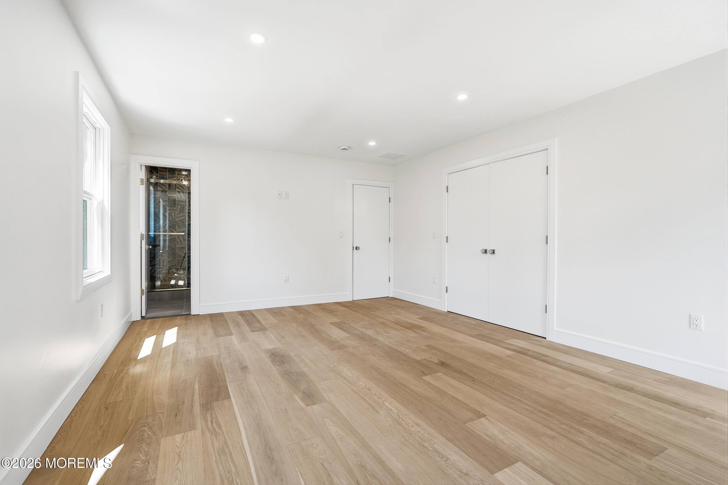 19 Roslyn Drive