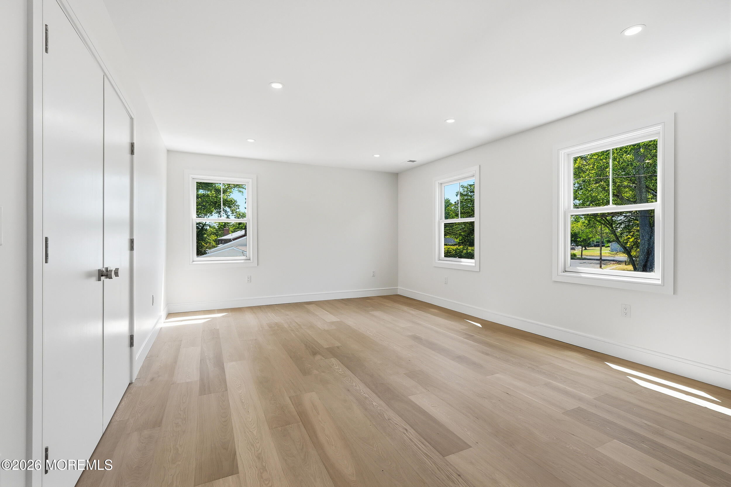19 Roslyn Drive