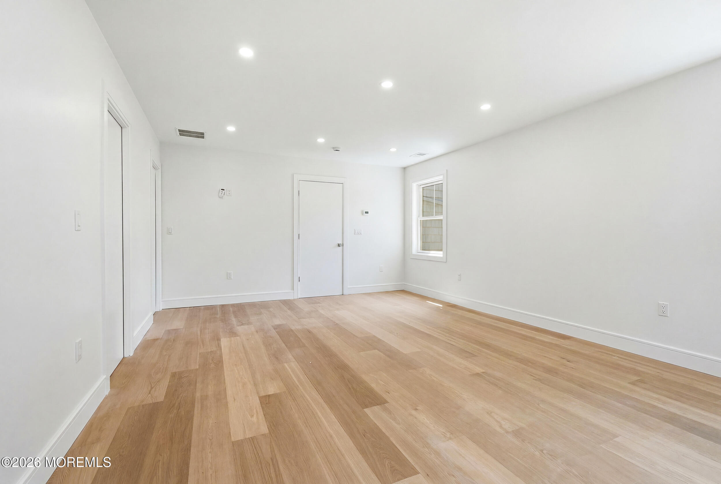 19 Roslyn Drive