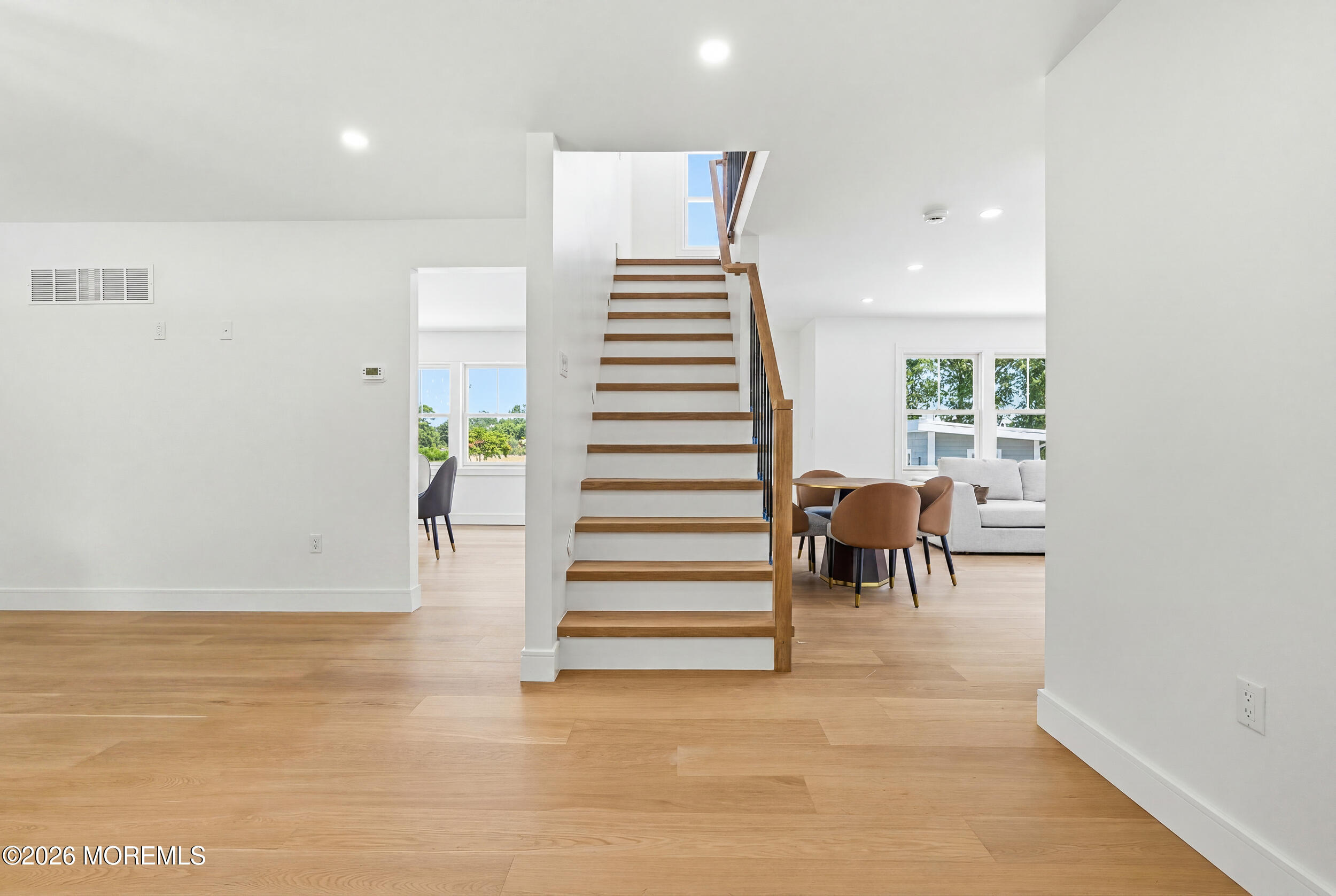 19 Roslyn Drive