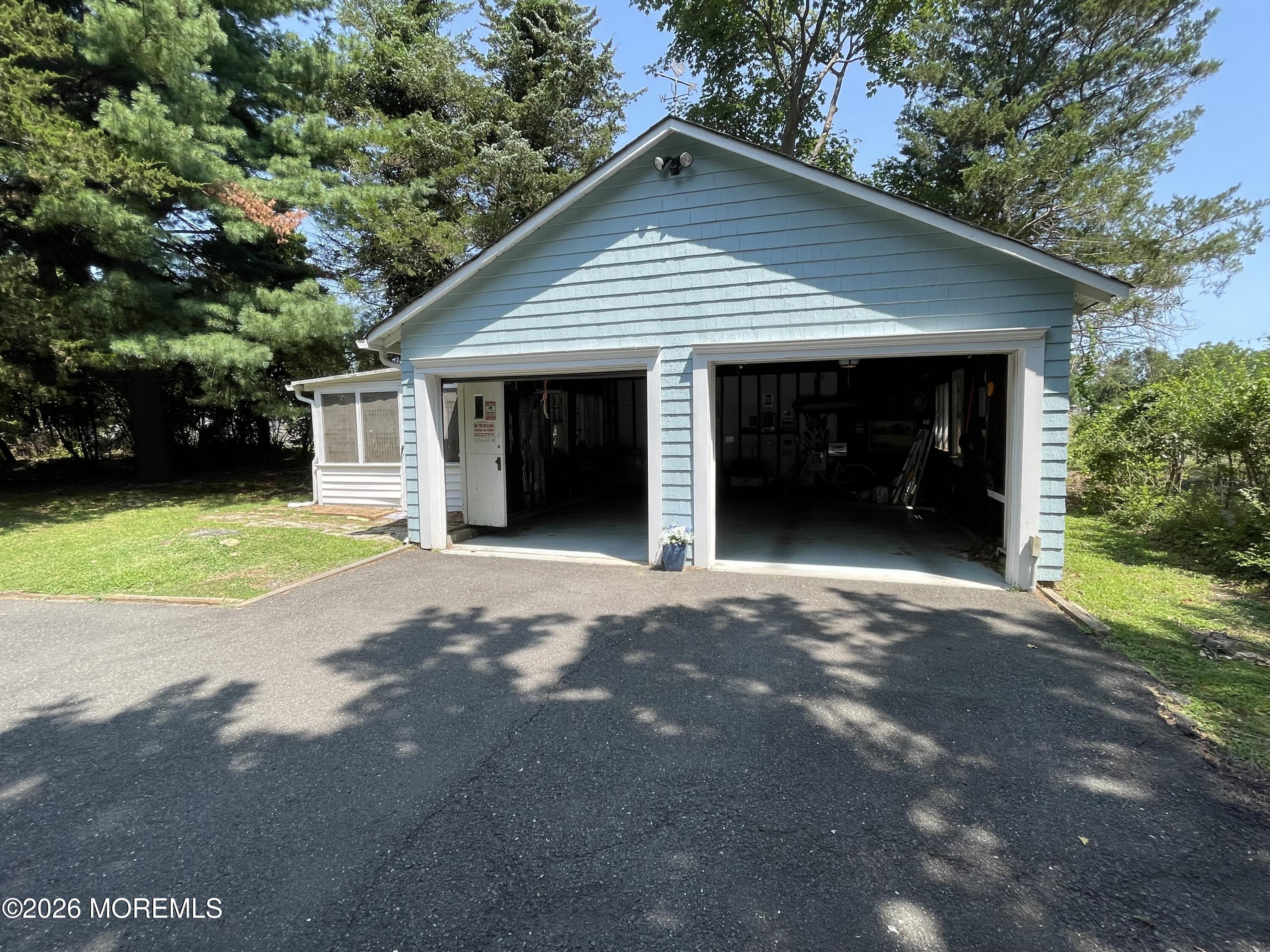 577 Cedar Avenue
