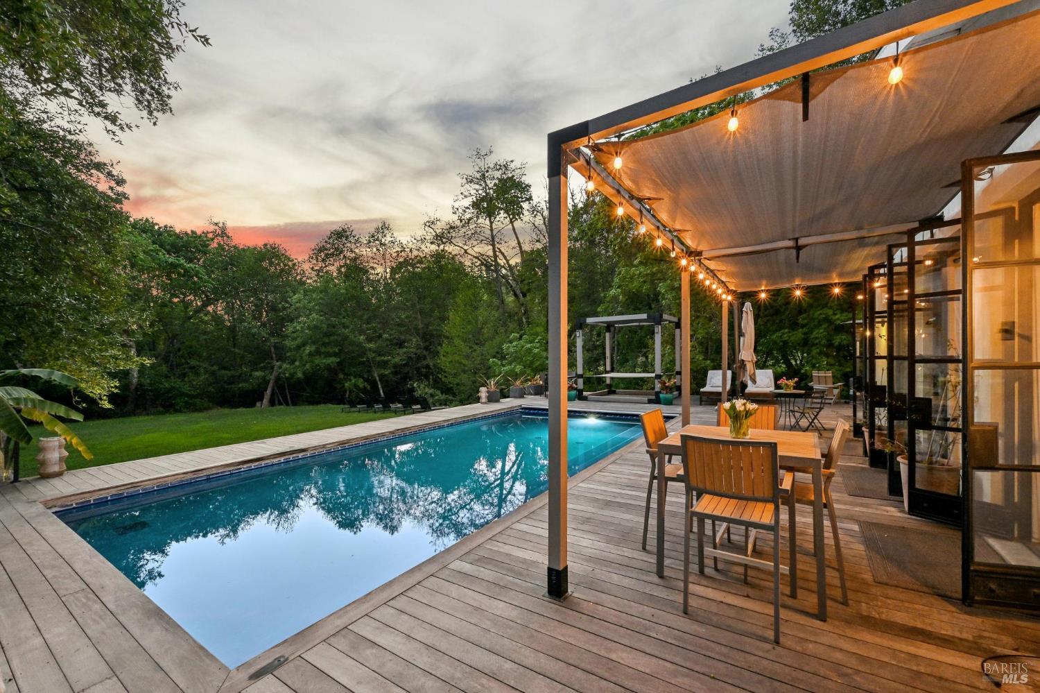 899 Adobe Canyon Road