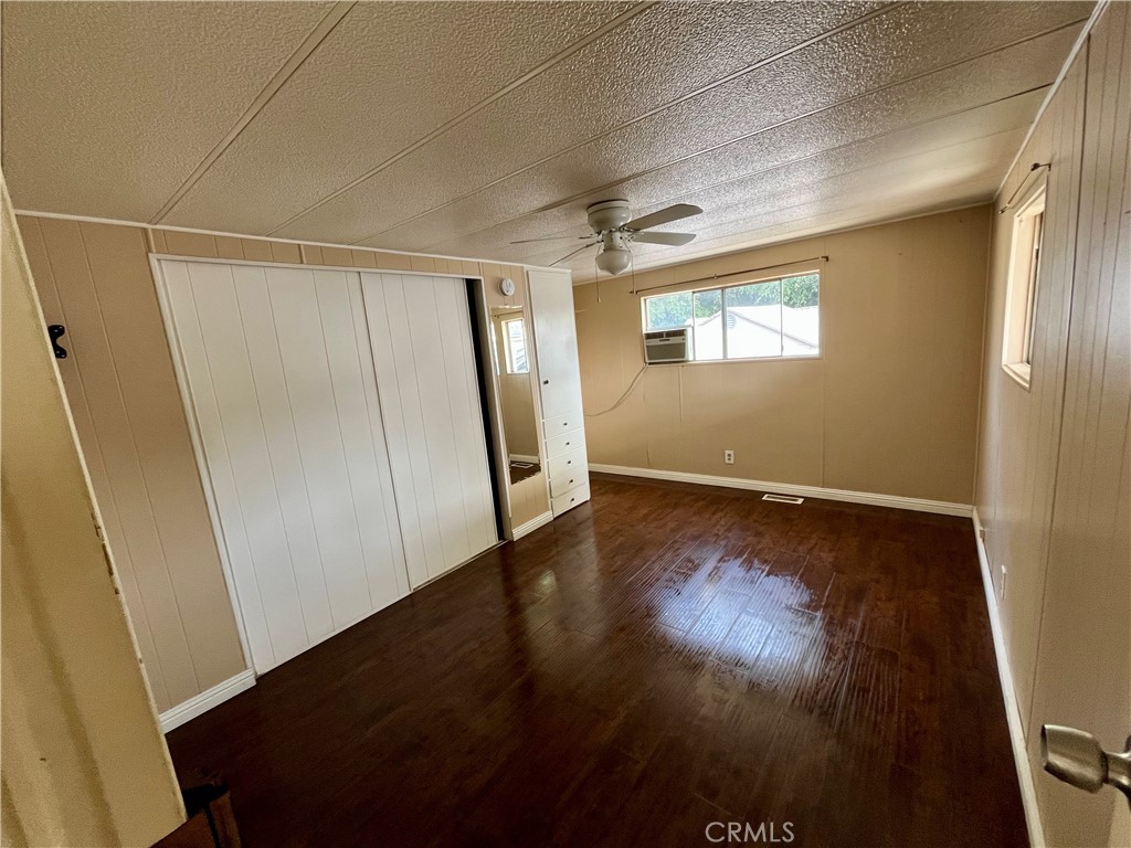 16540 Whittier Boulevard 6
