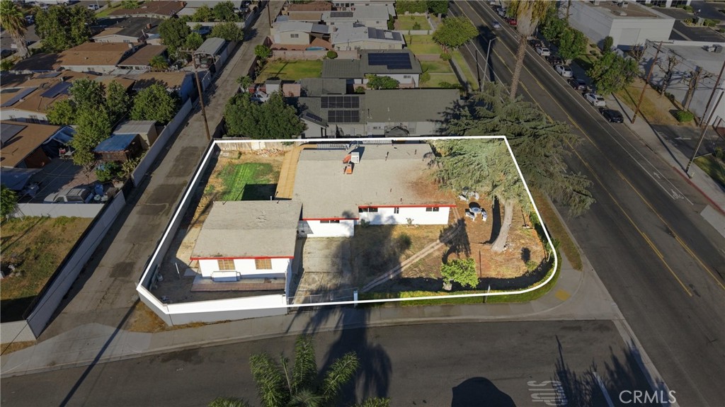 2065 W Orange Grove