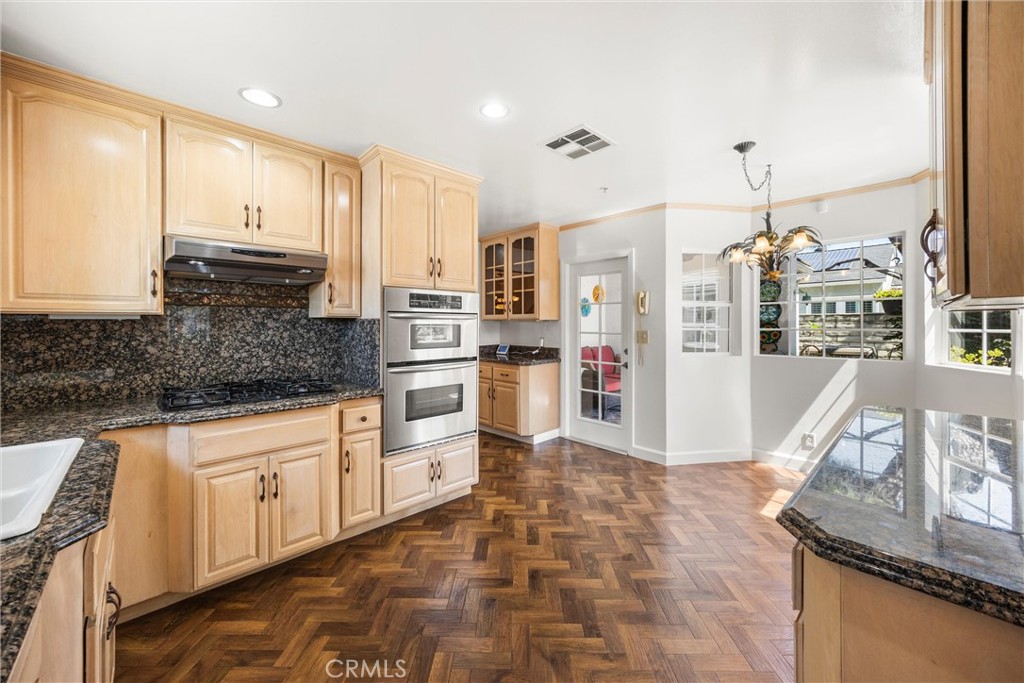 1820 Edgewood Drive