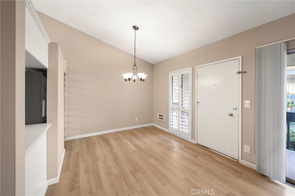 814 Camino Real 203