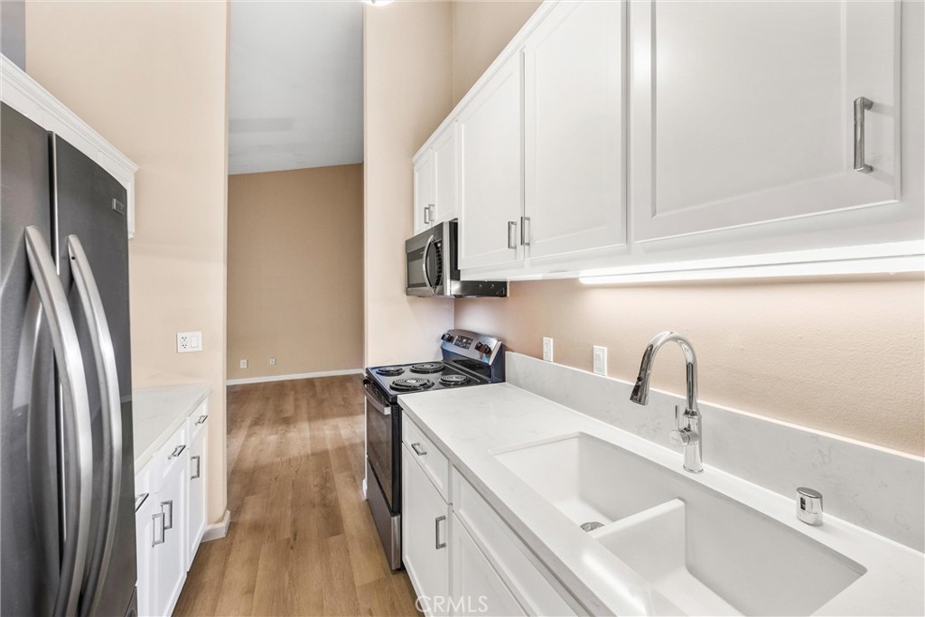 814 Camino Real 203