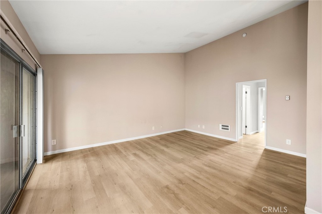 814 Camino Real 203