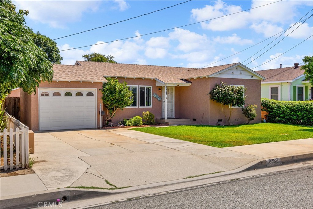 8432 Norwood Place