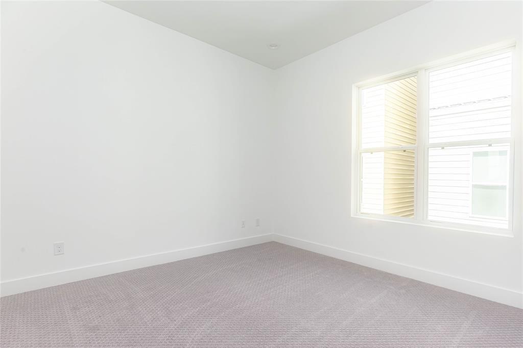 5868 E Post Oak Lane