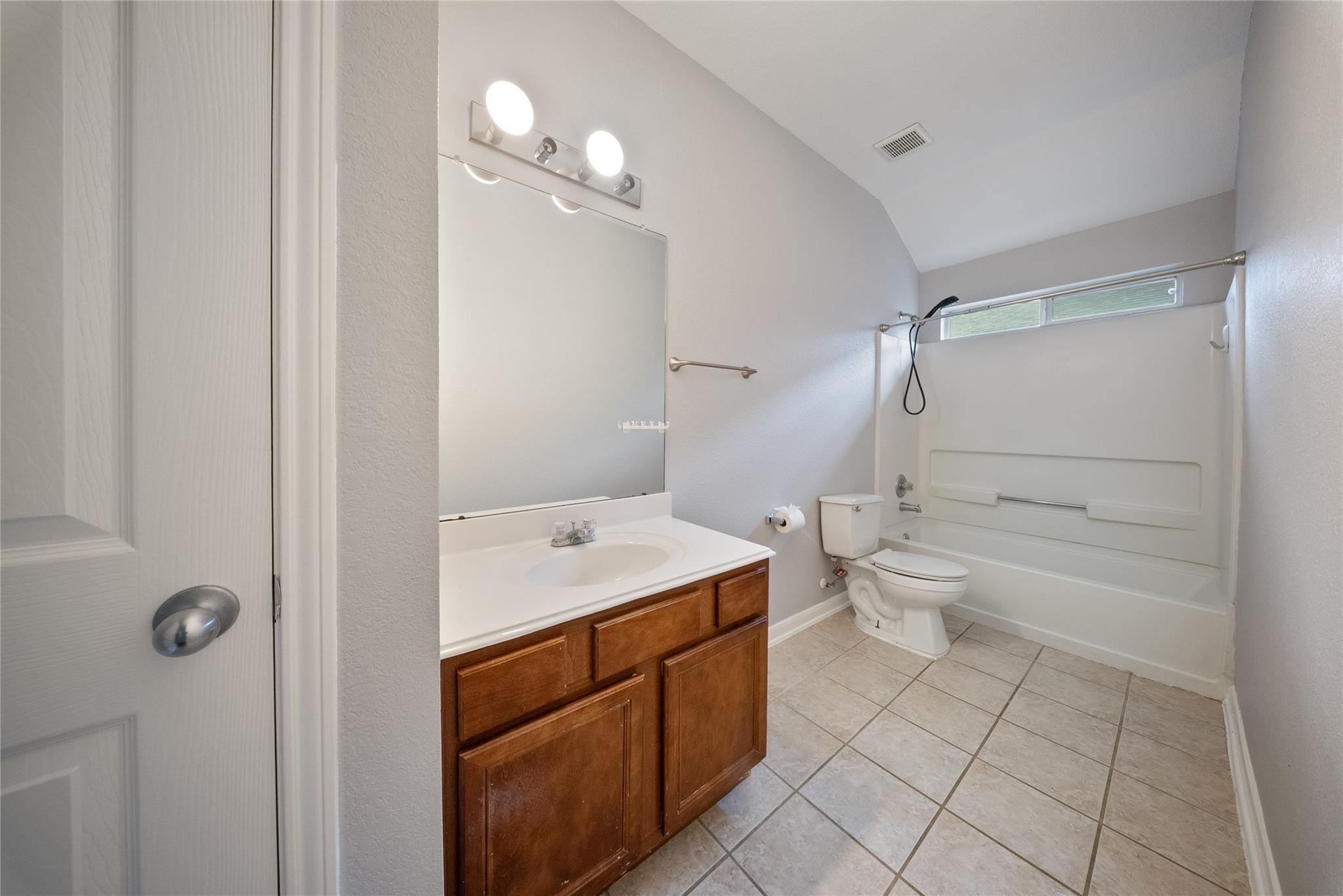 2219 Rocky Hollow Lane