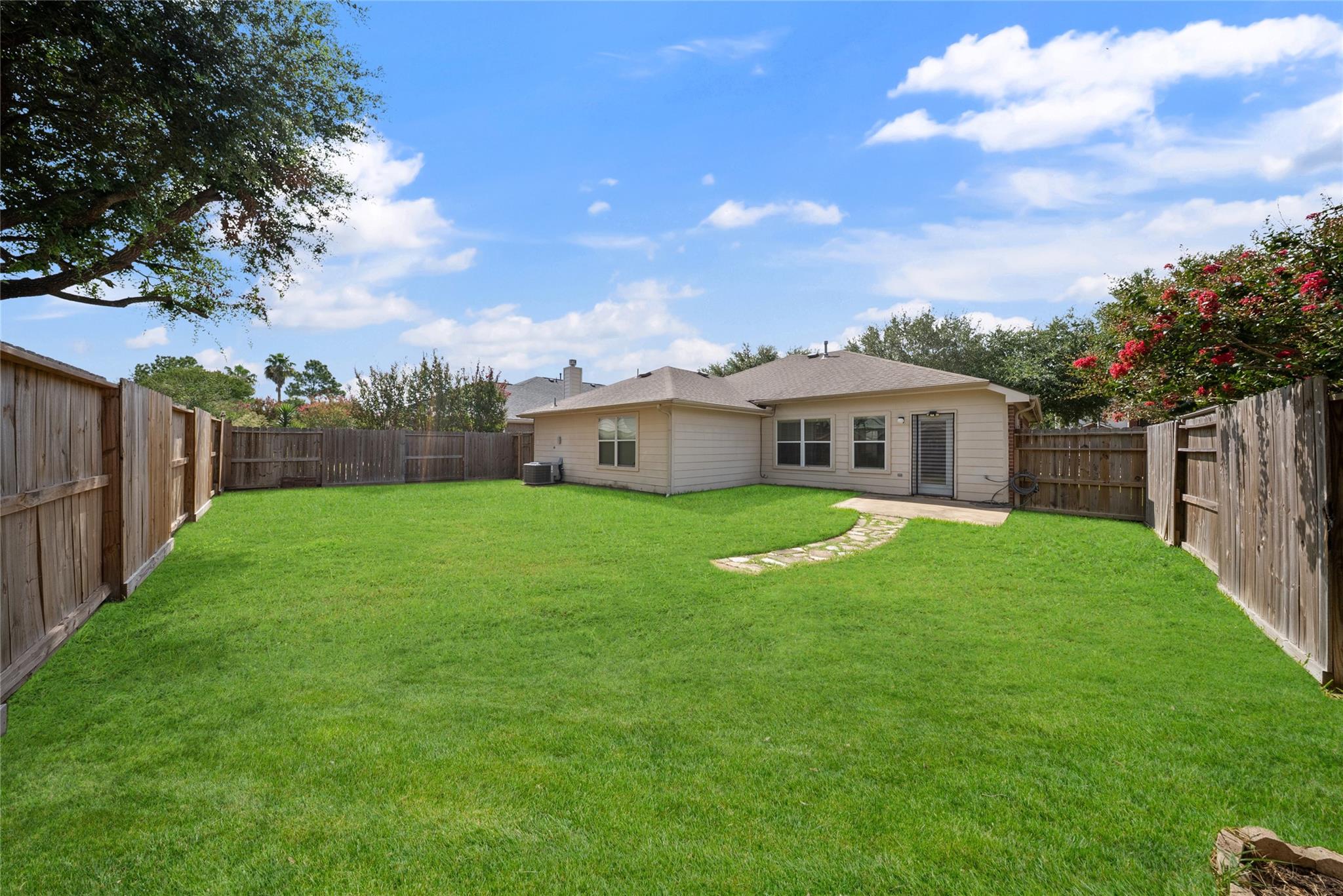 2219 Rocky Hollow Lane