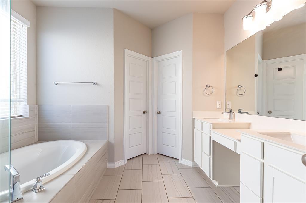 3442 Cabernet Shores Drive