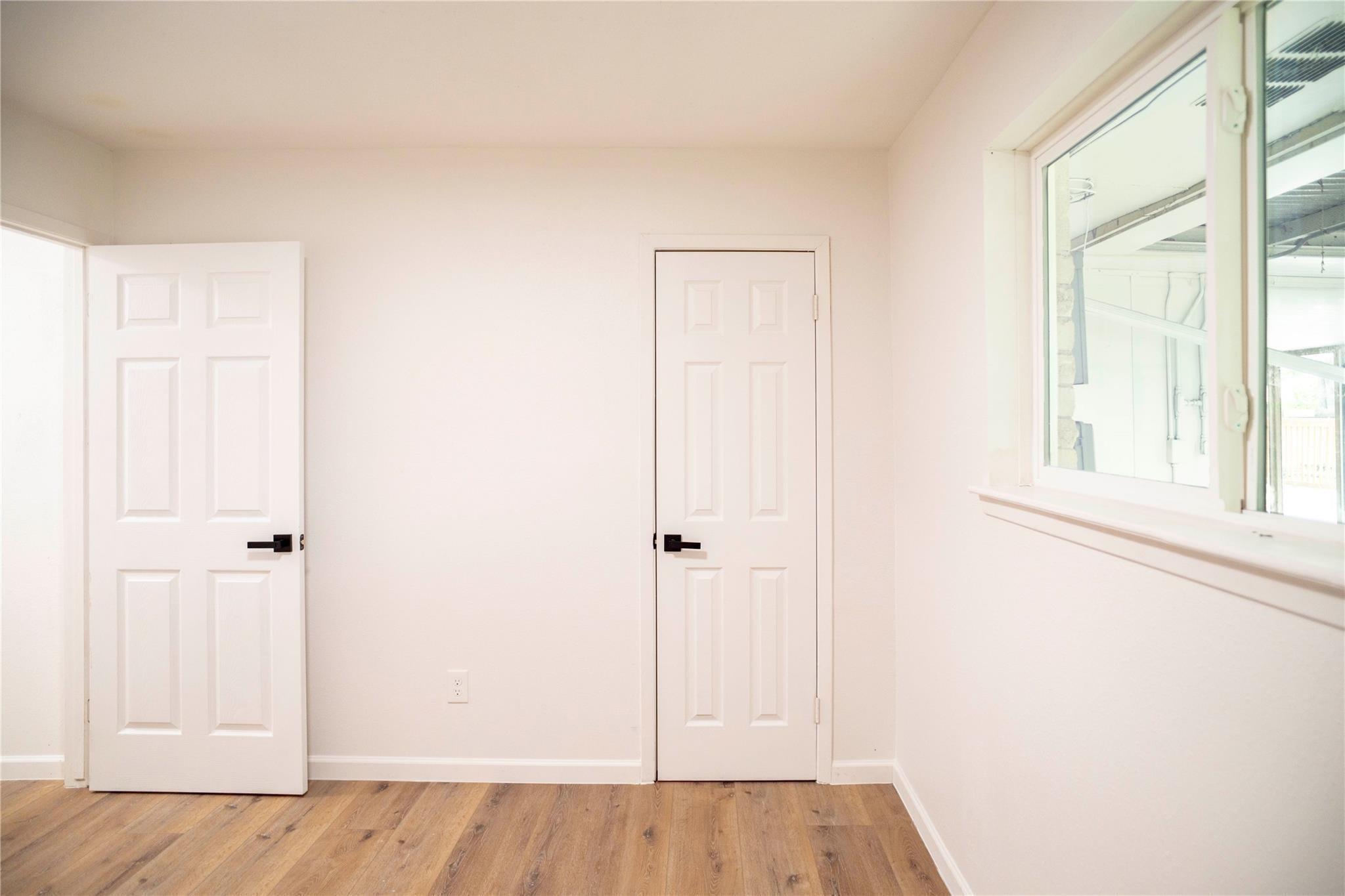 9214 Woodland Oaks Drive