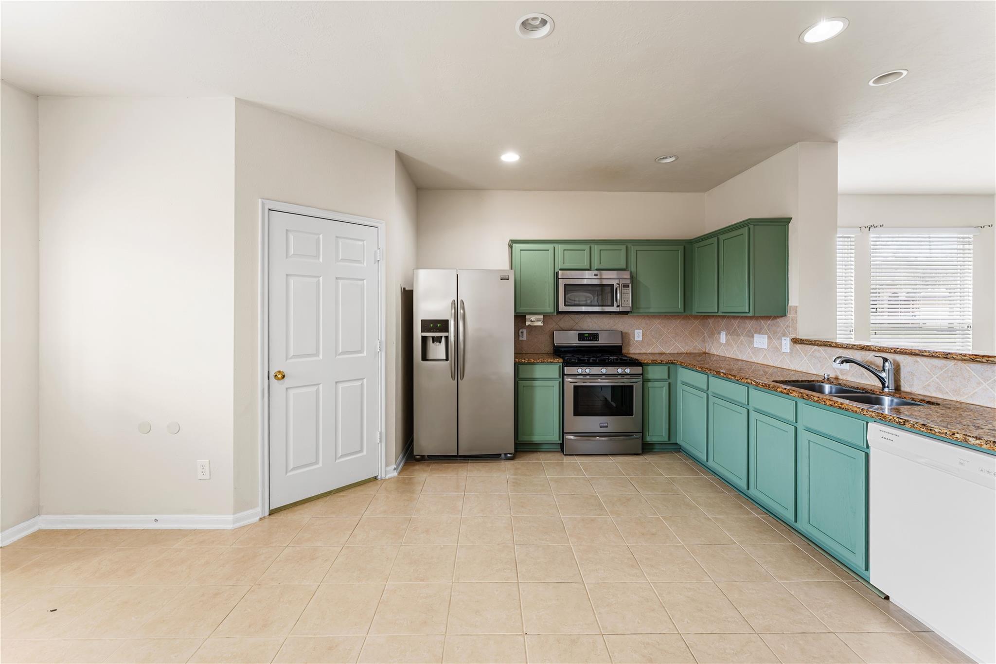 7431 Sabinal Creek Drive