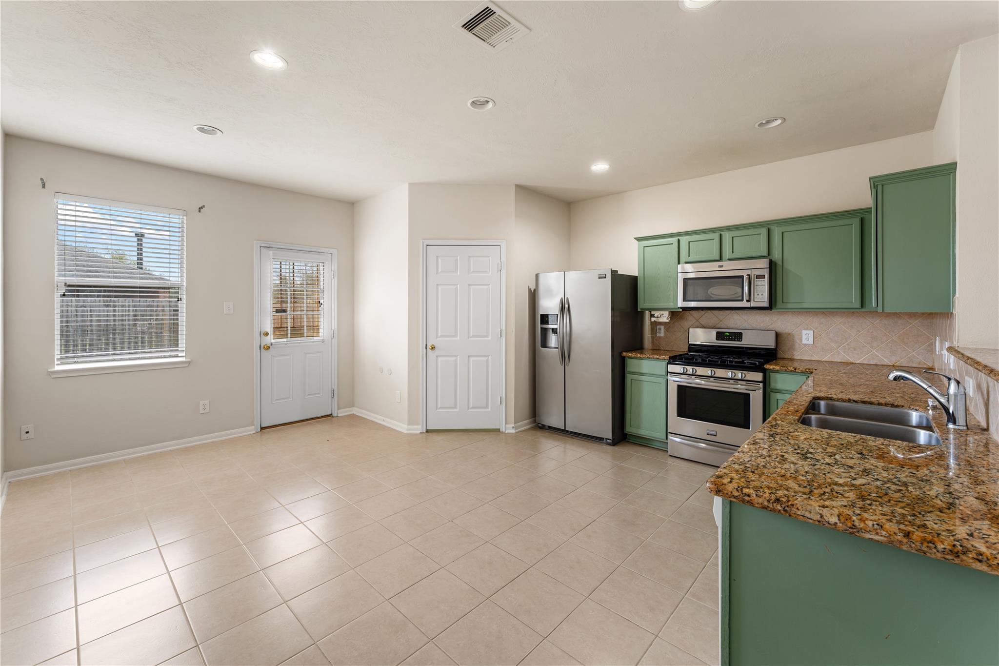 7431 Sabinal Creek Drive