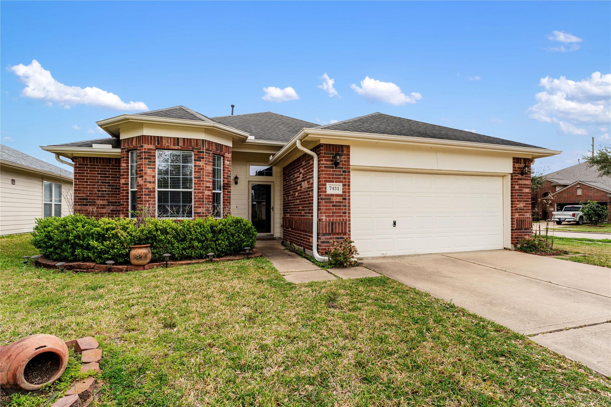 7431 Sabinal Creek Drive