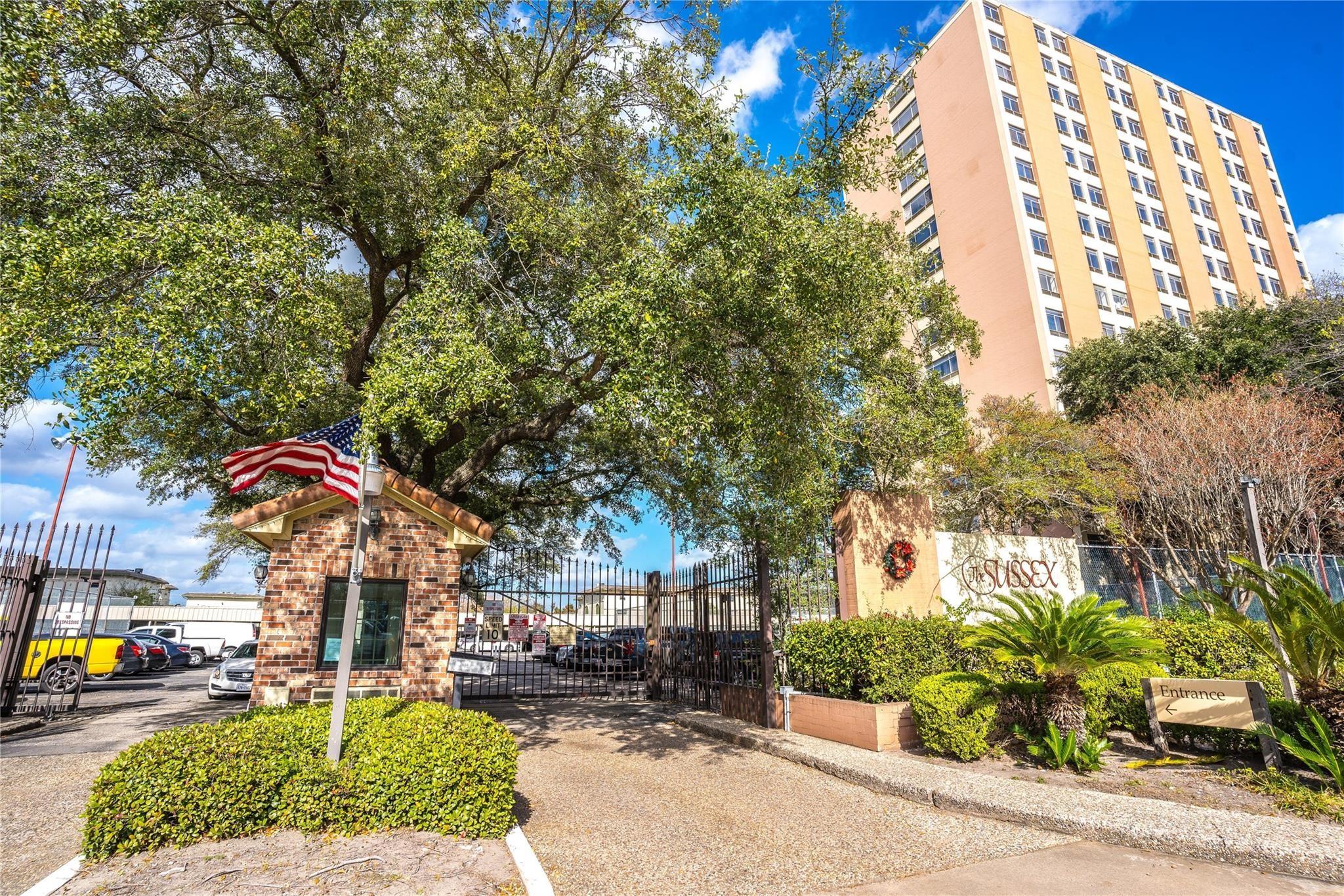 7520 Hornwood Drive # 1003