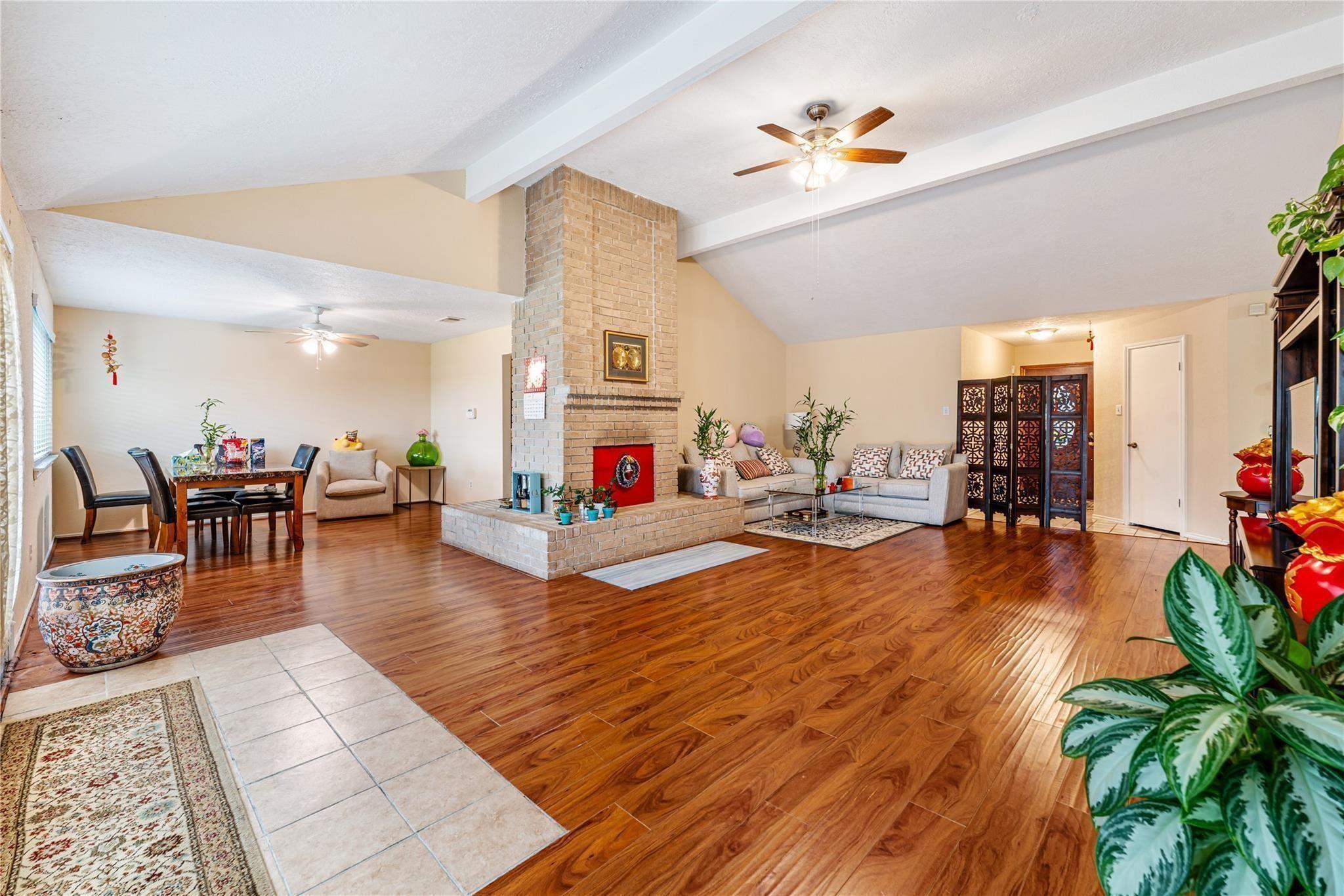 13418 Cricket Wood Circle