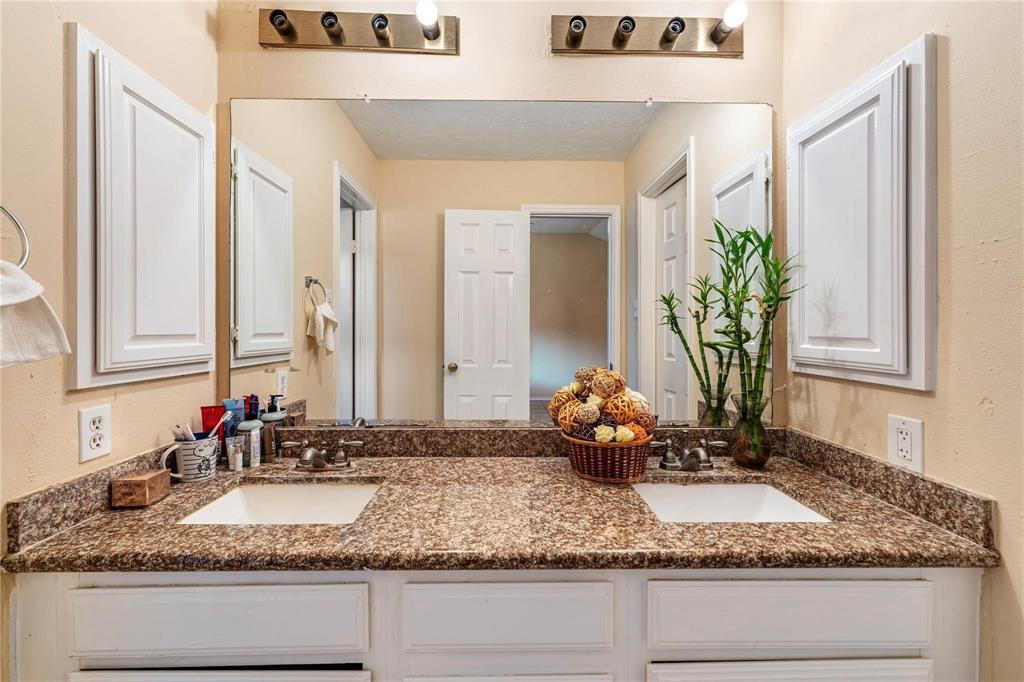 13418 Cricket Wood Circle