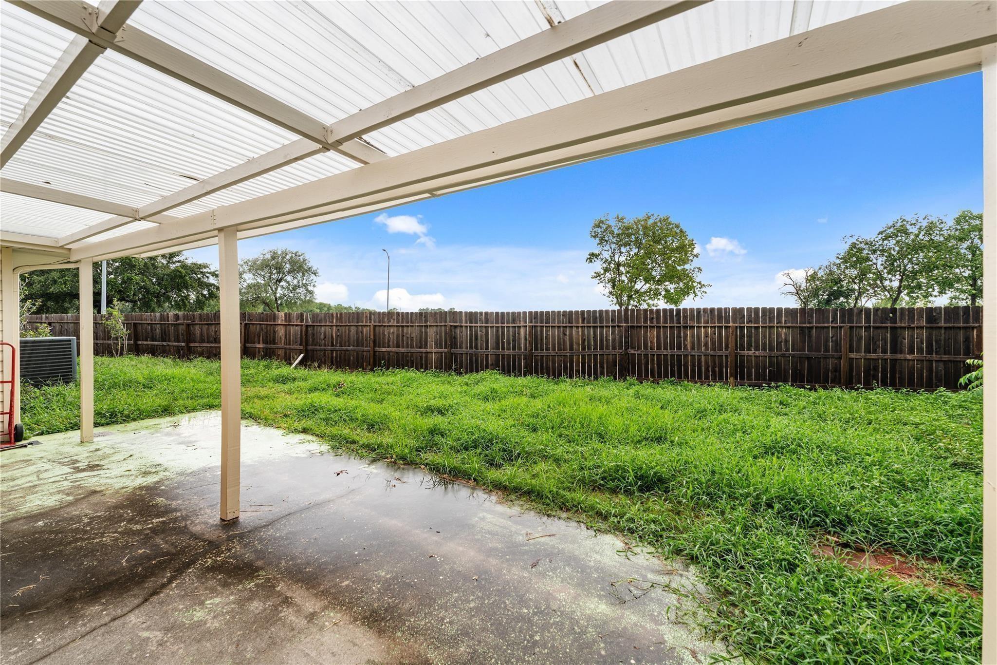 13418 Cricket Wood Circle