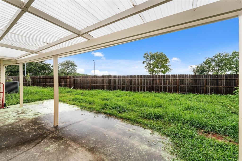 13418 Cricket Wood Circle