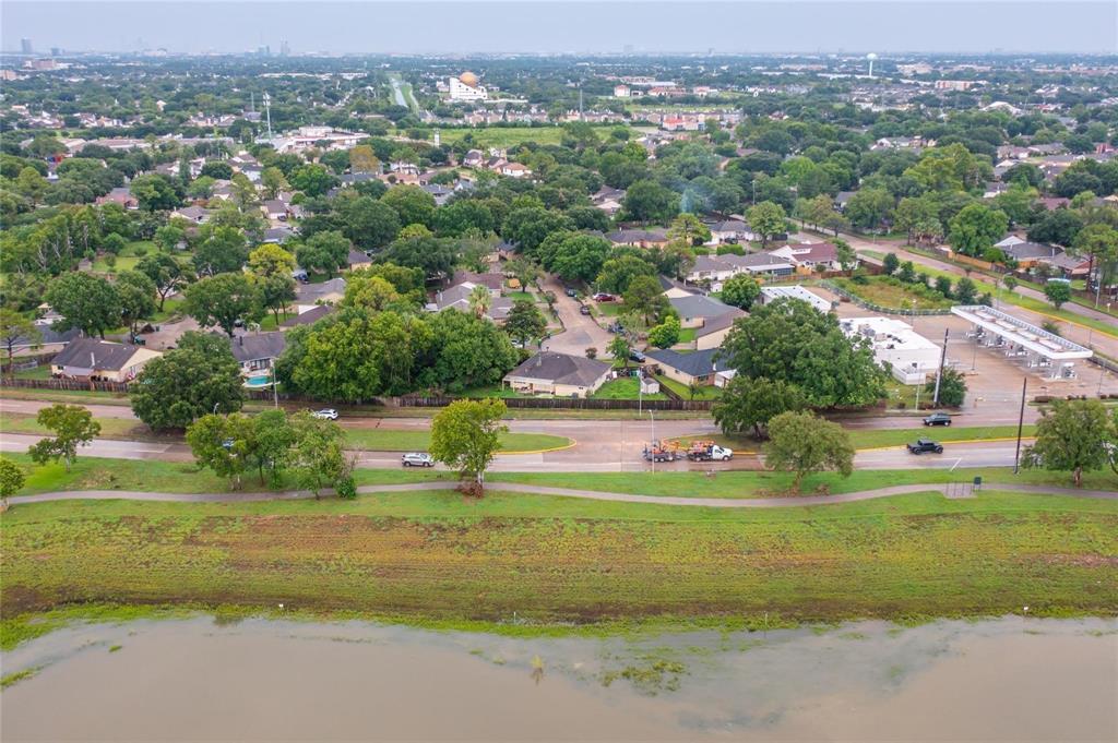 13418 Cricket Wood Circle