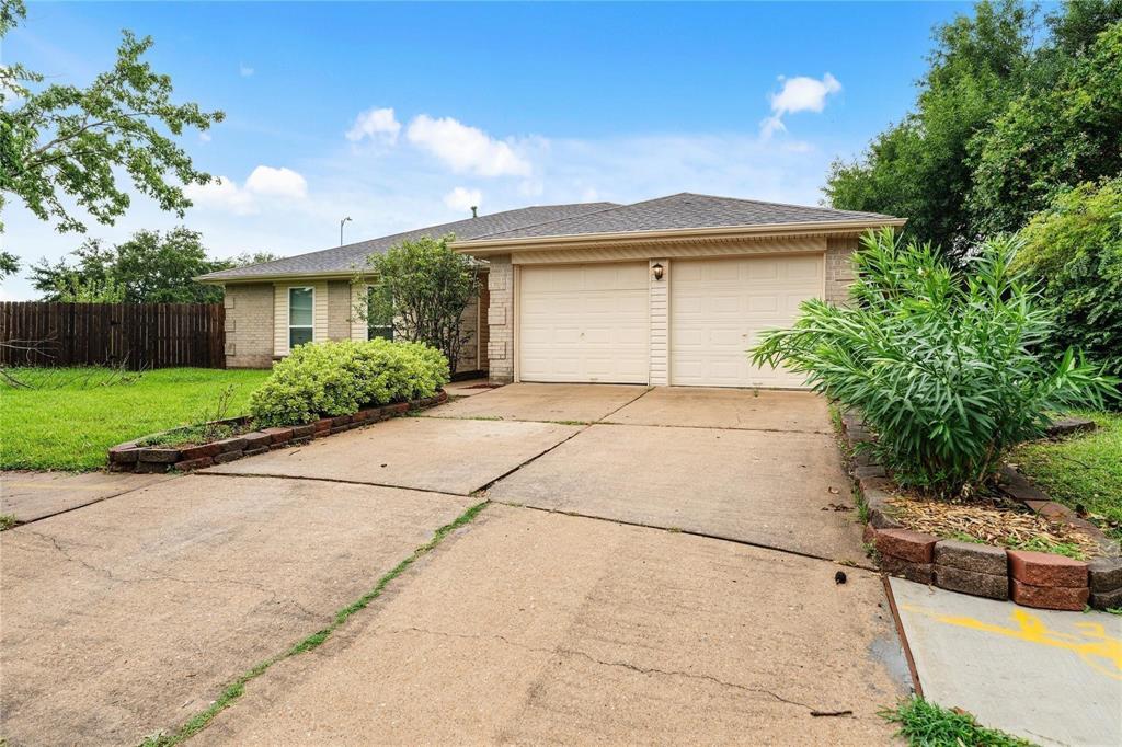 13418 Cricket Wood Circle