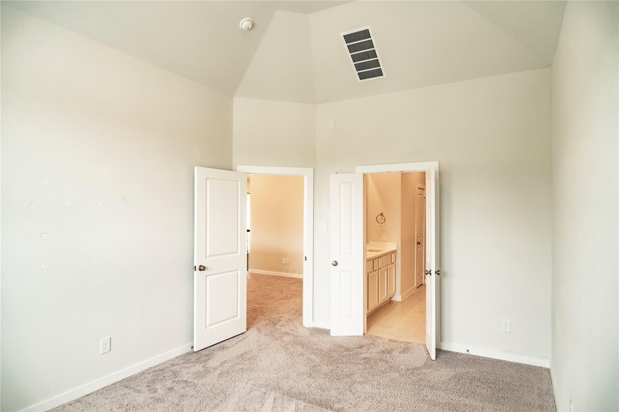 6526 Bramble Cove Lane
